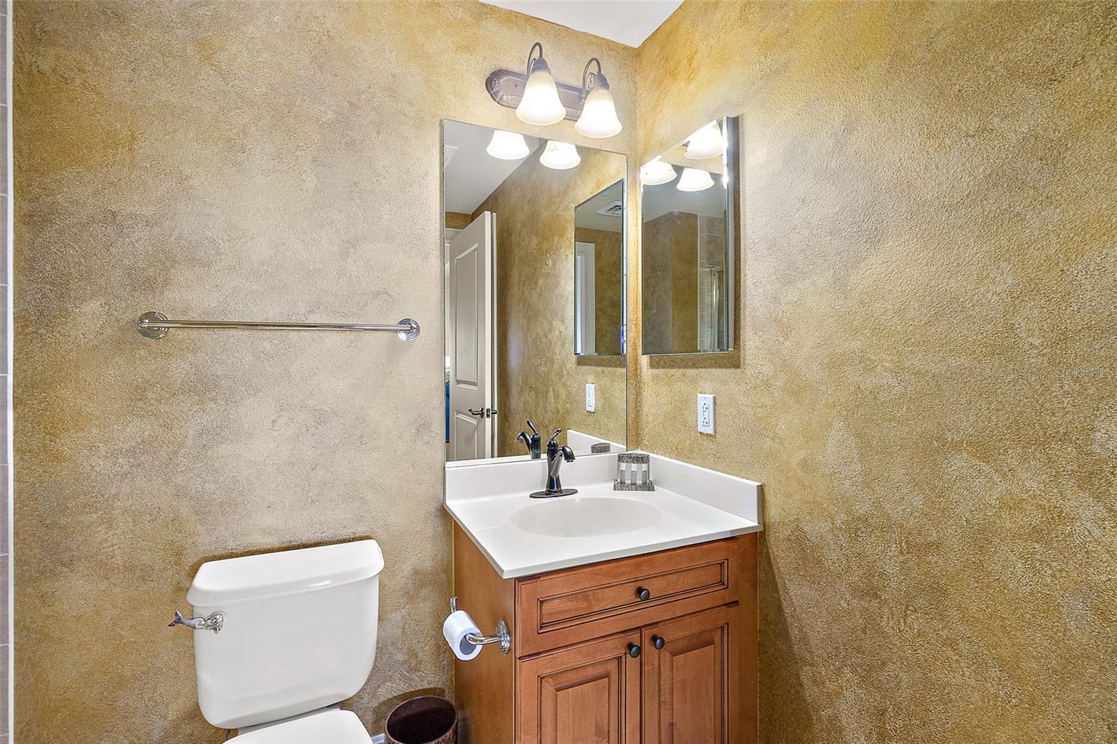 Image 40 of 60 For 2901 Atlantic Avenue 401