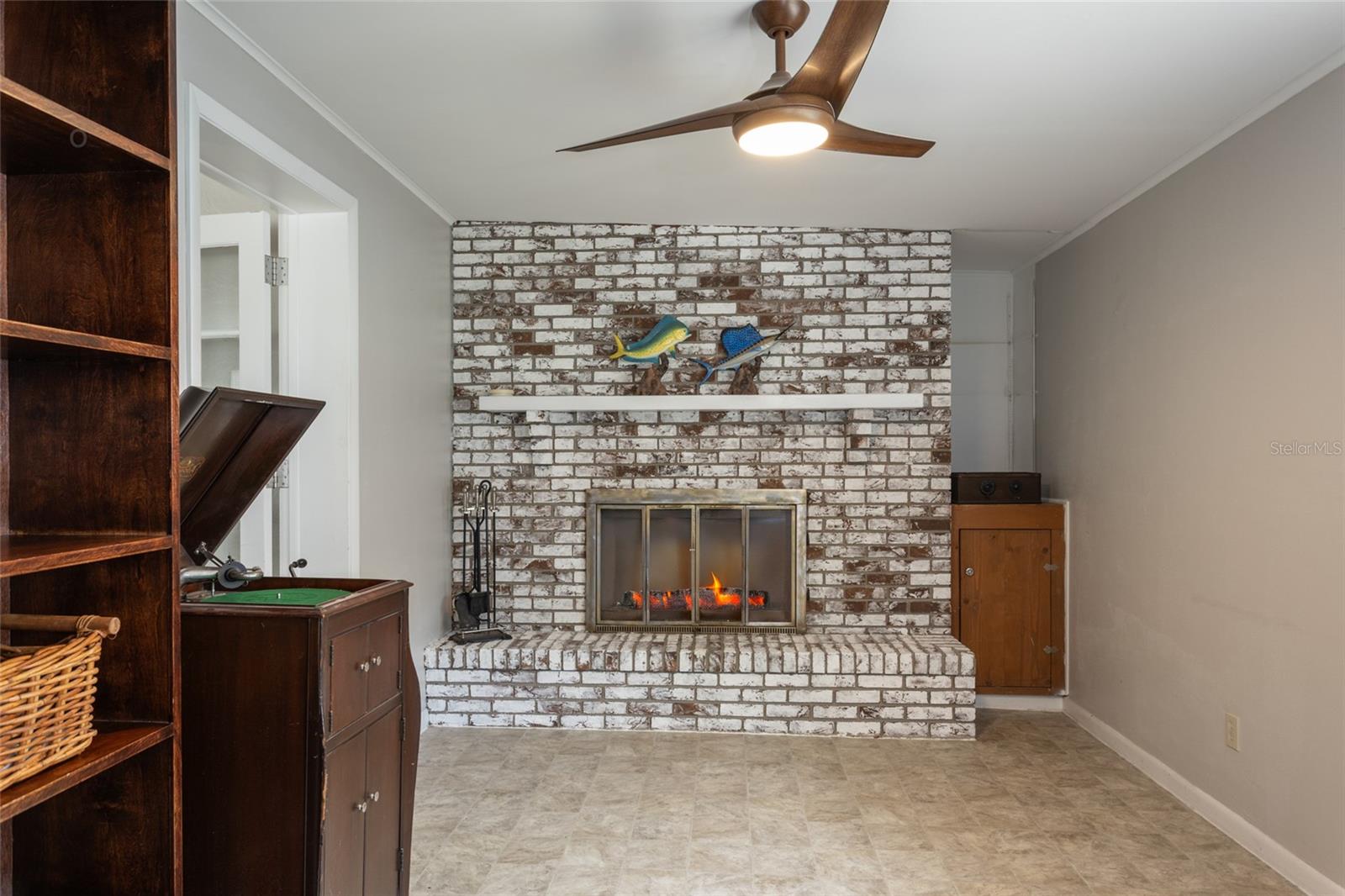 Image 15 of 27 For 1284 Vanderbilt Drive