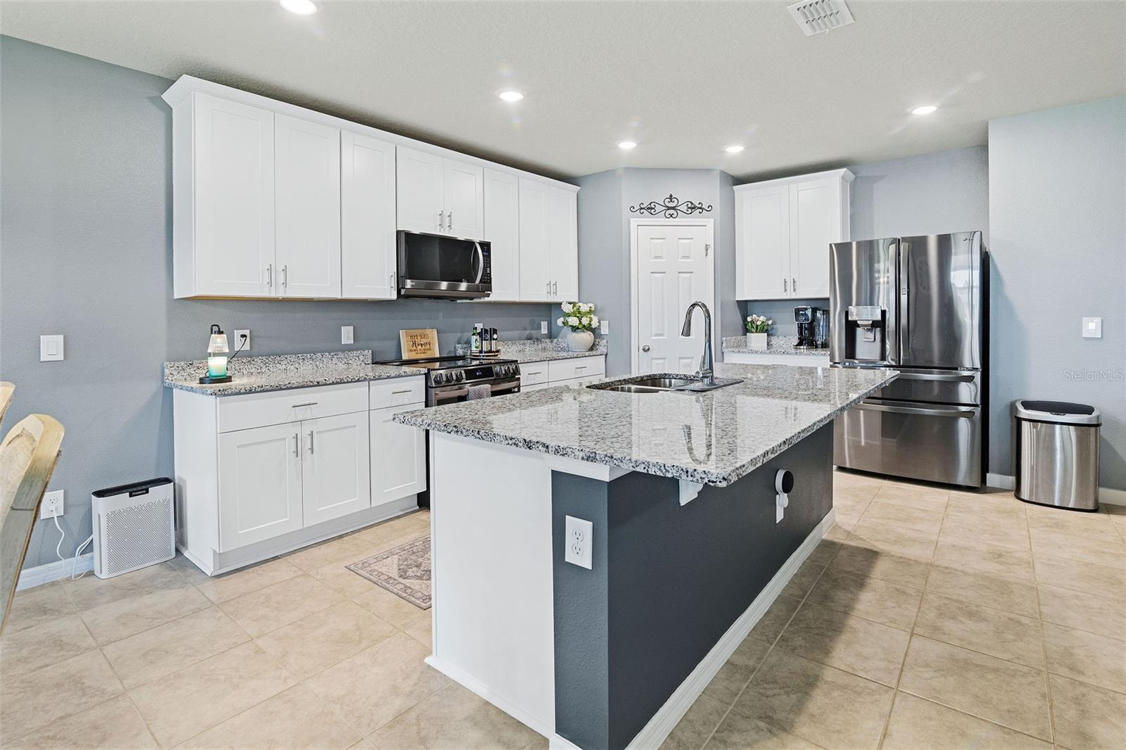 Image 6 of 55 For 460 Sarah Nicole Way