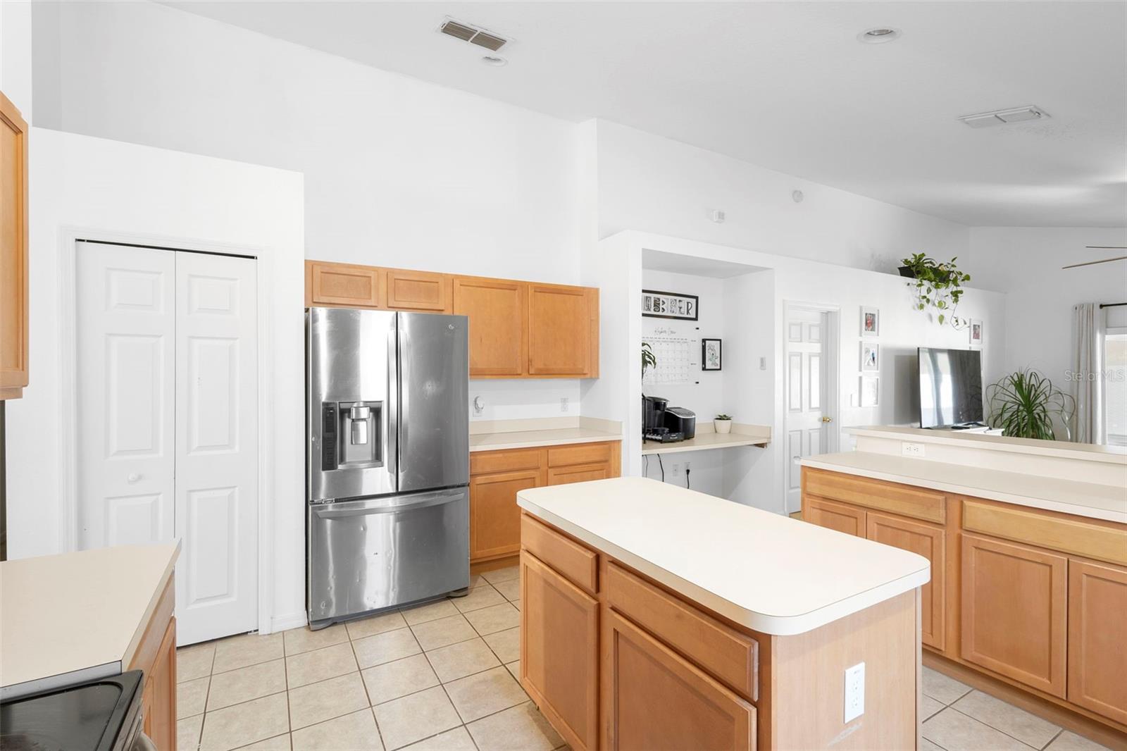 Image 11 of 42 For 700 Spring Cavern Avenue