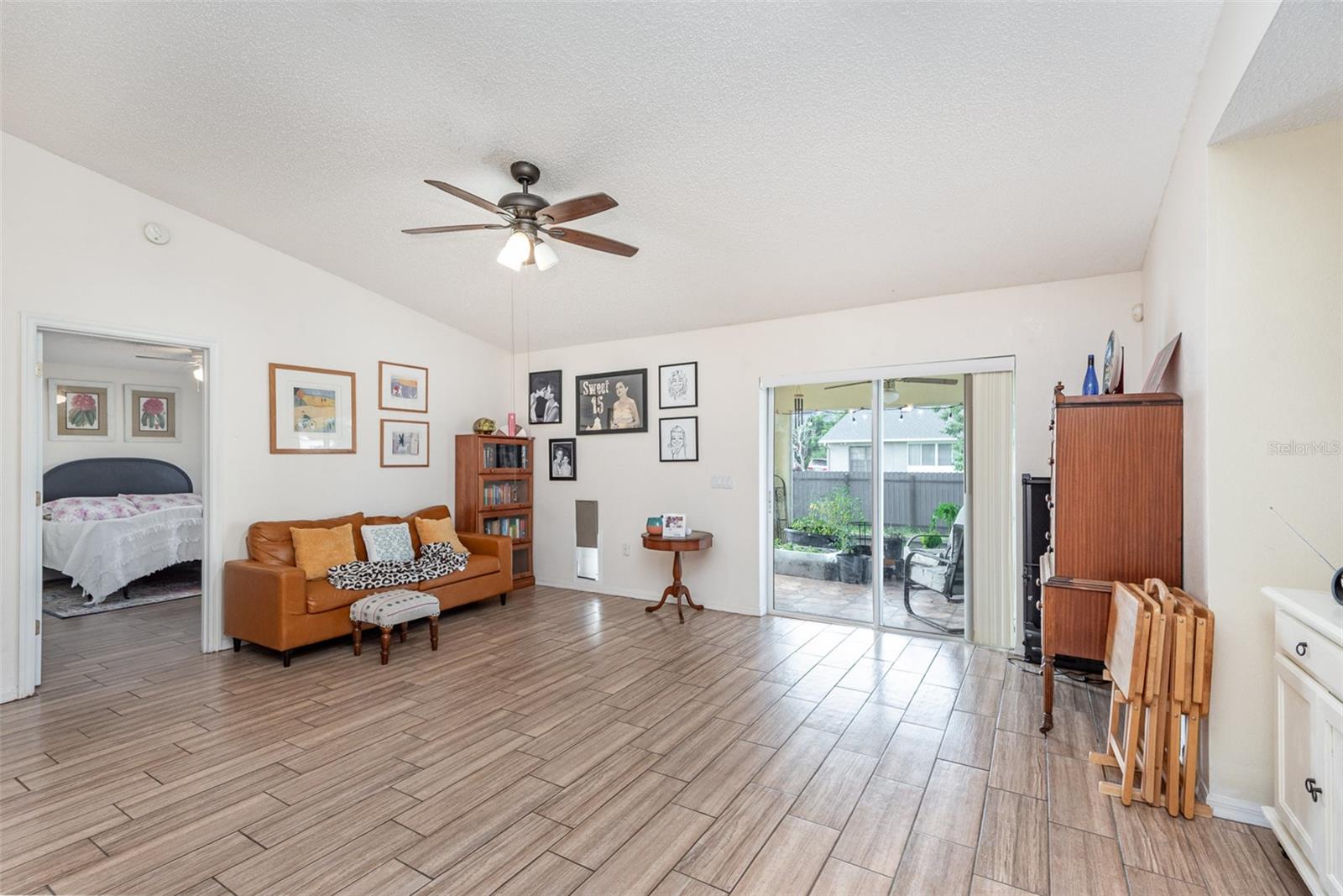 Image 7 of 27 For 2884 Sweet Springs Street