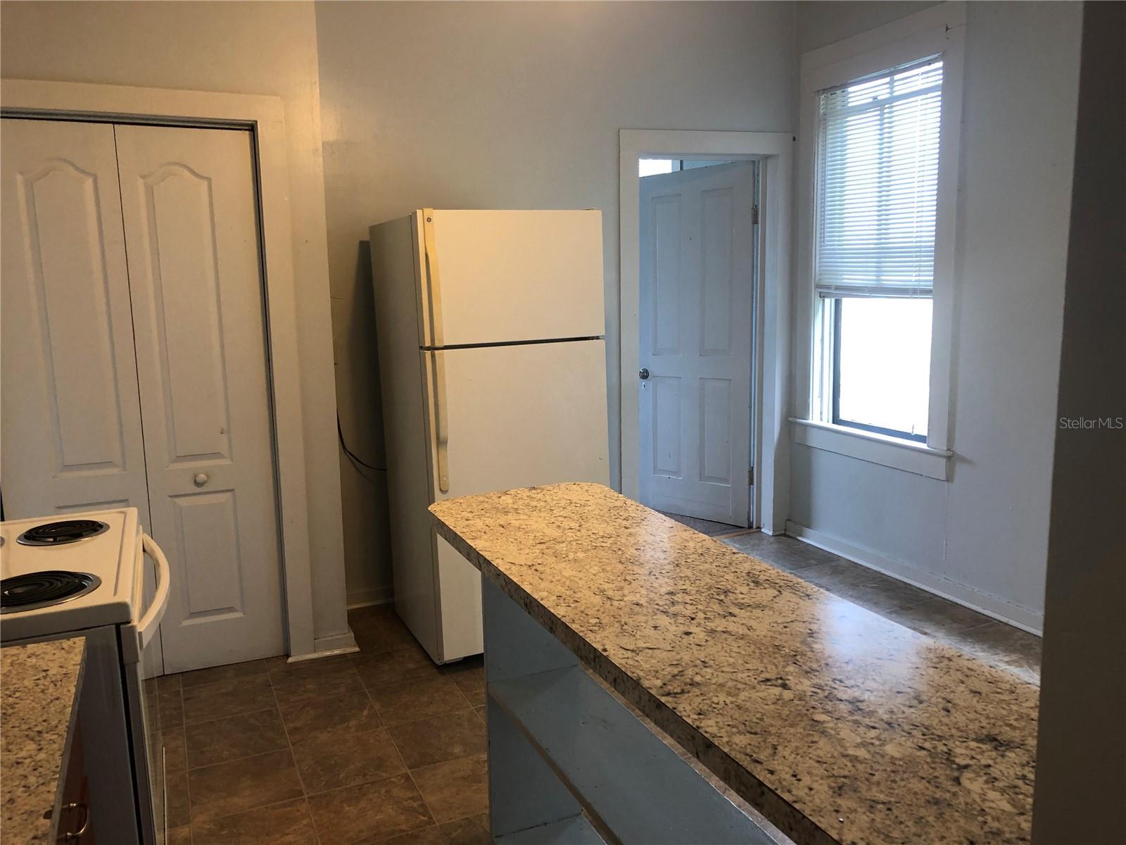 Image 3 of 32 For 161 2nd Avenue