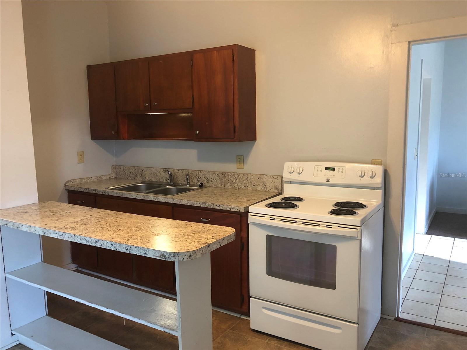 Image 4 of 32 For 161 2nd Avenue