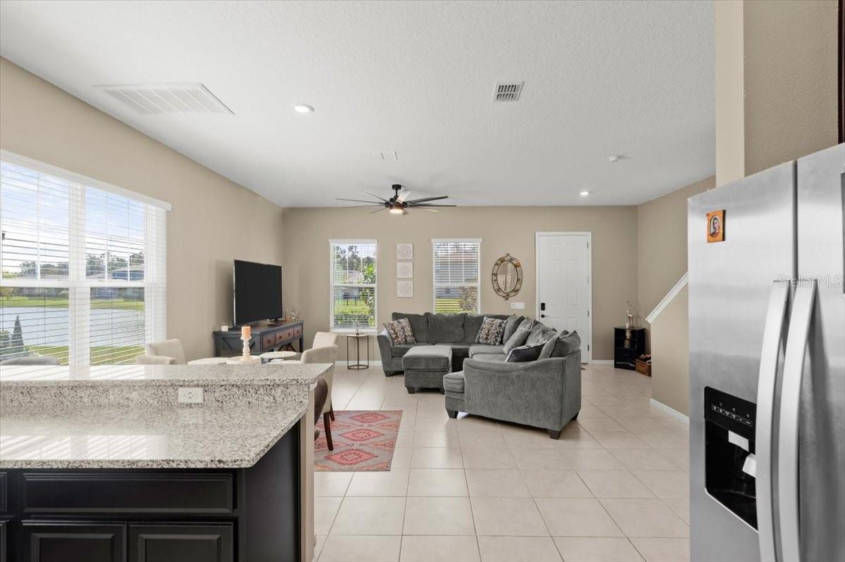 Image 10 of 39 For 2916 Meleto Boulevard