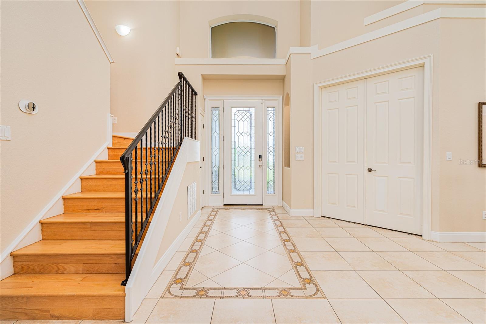 Listing photo id 0 for 4427 Atlantic Avenue