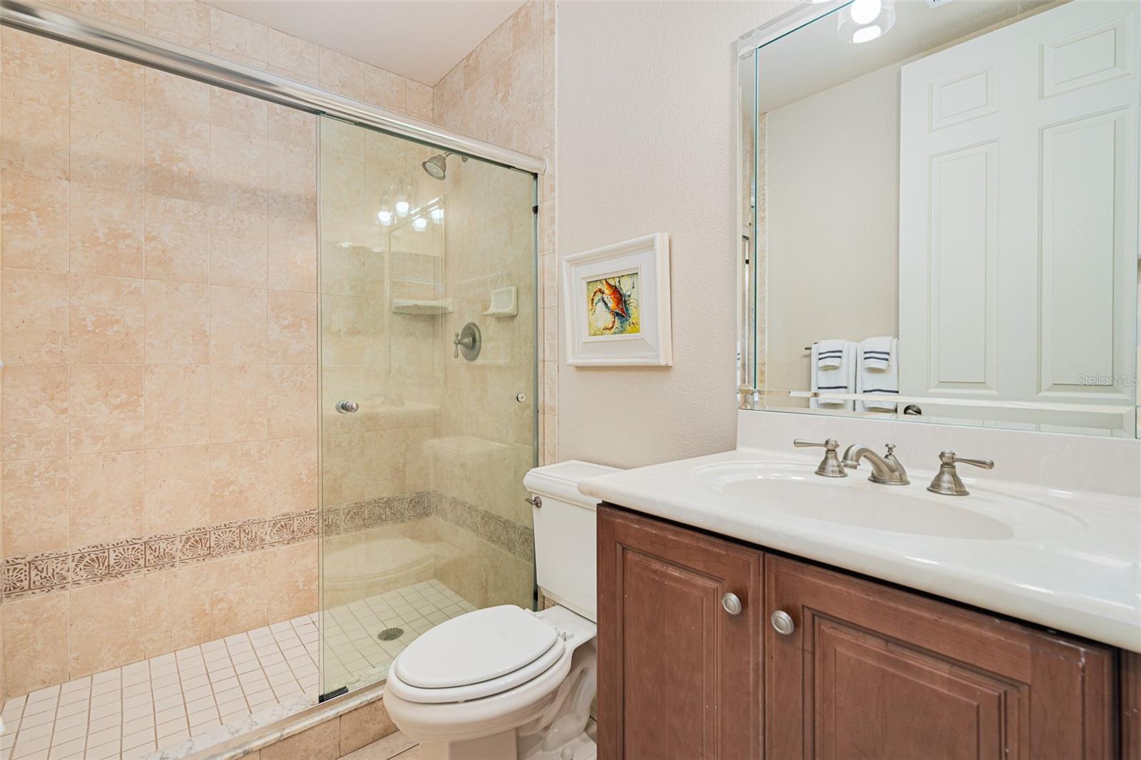 Listing photo id 24 for 4427 Atlantic Avenue