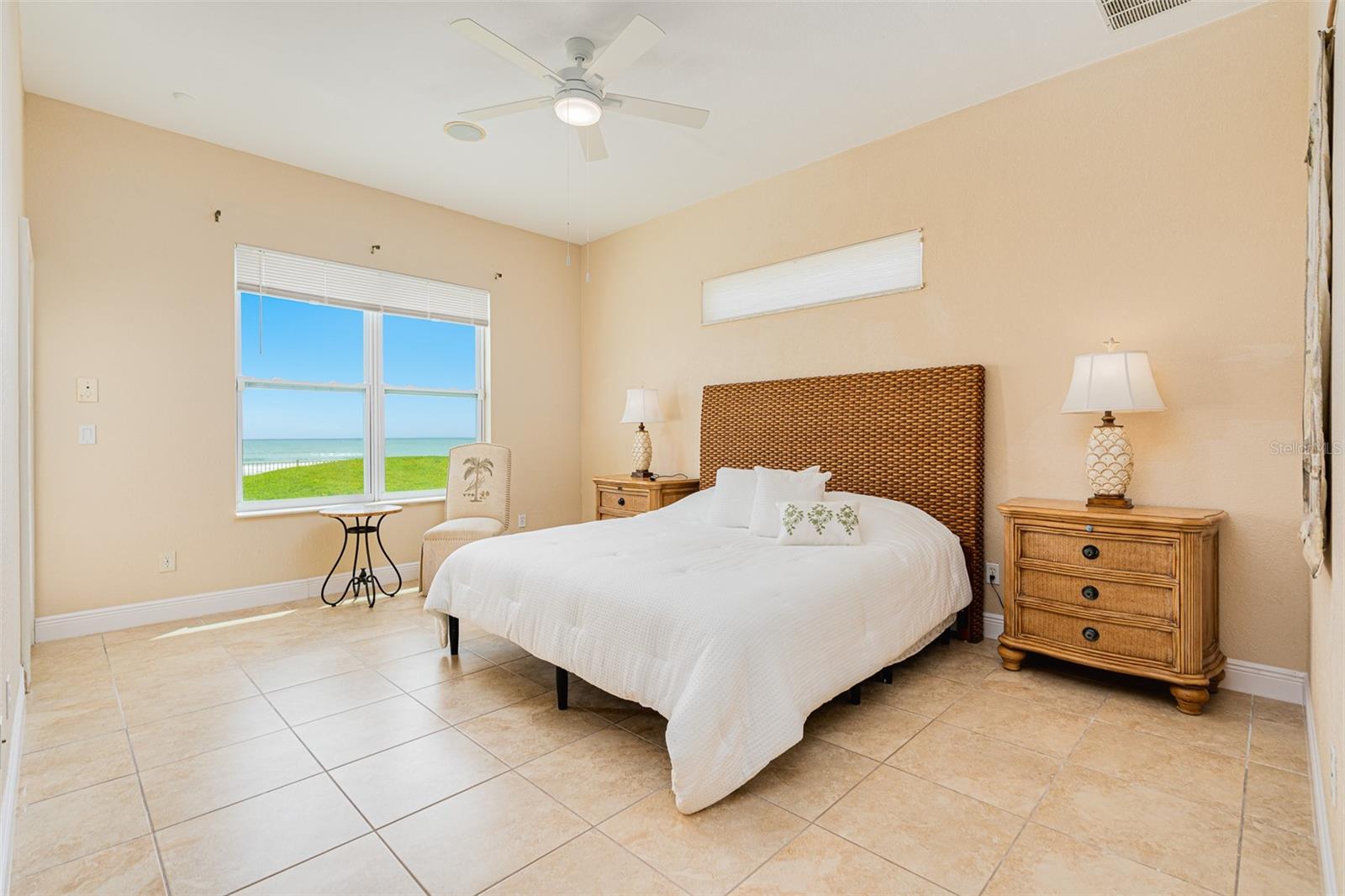 Listing photo id 26 for 4427 Atlantic Avenue