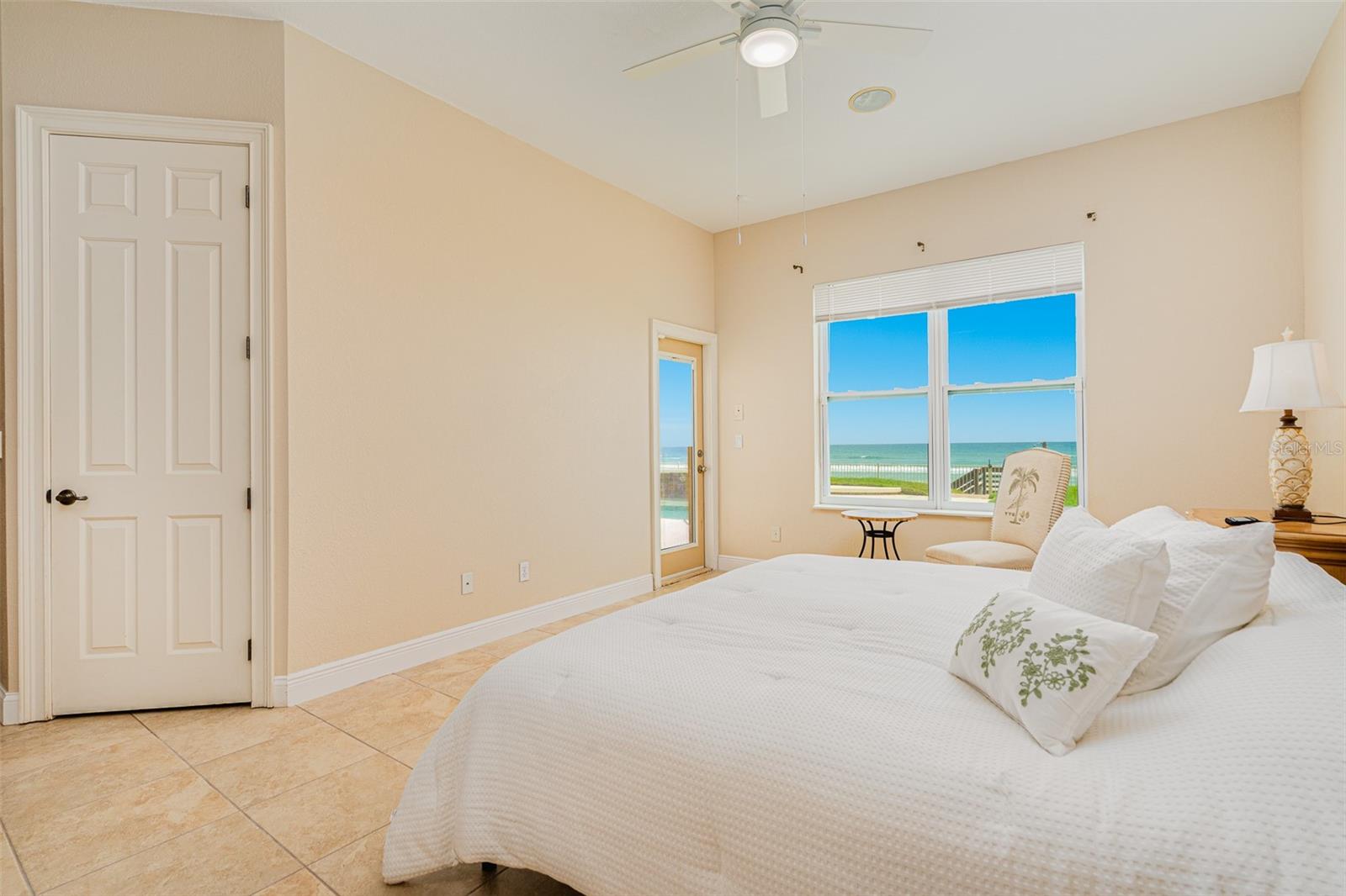 Listing photo id 28 for 4427 Atlantic Avenue