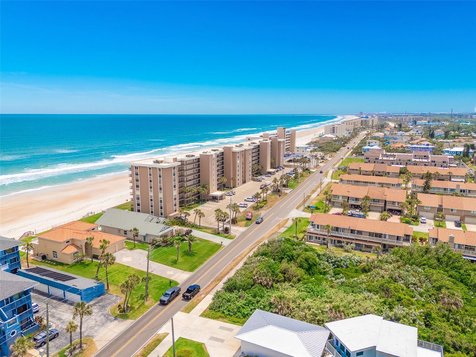 Listing photo id 68 for 4427 Atlantic Avenue