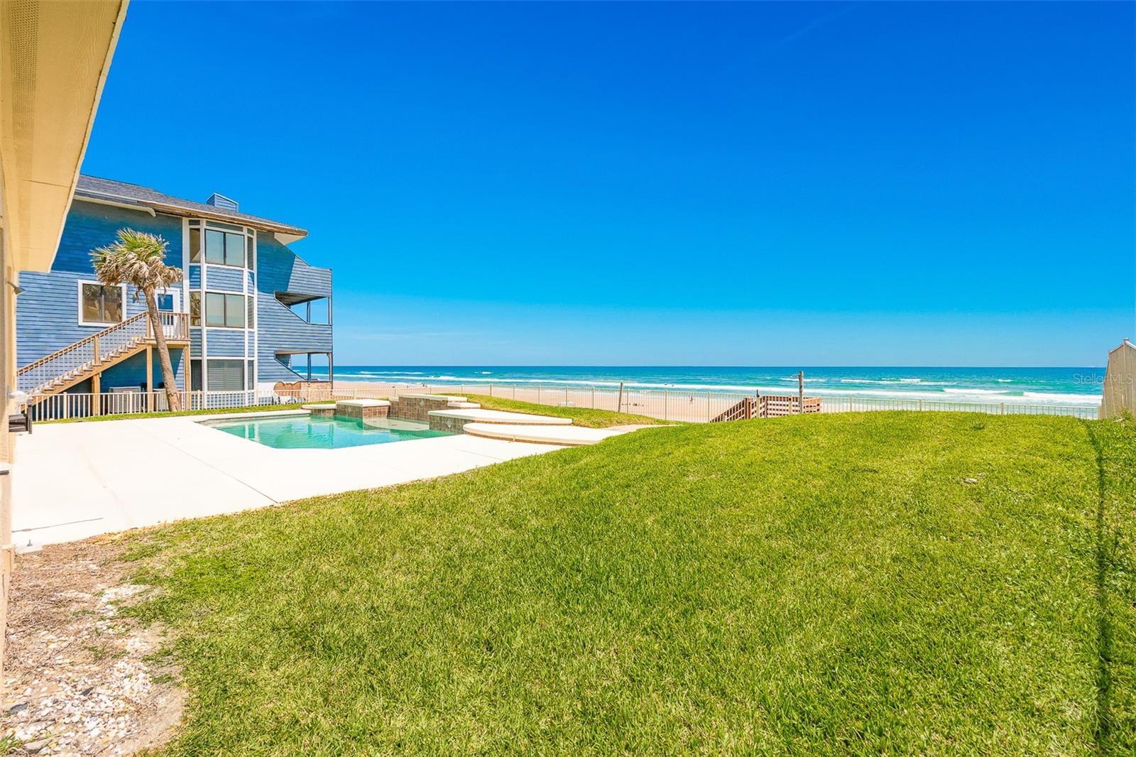 Listing photo id 83 for 4427 Atlantic Avenue