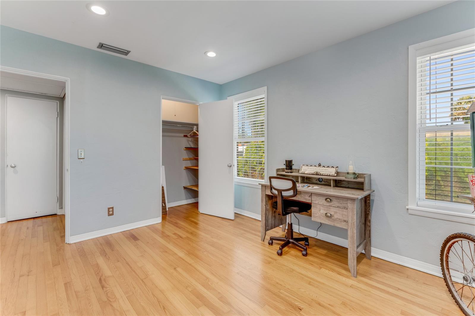 Image 12 of 20 For 355 Hartford Avenue