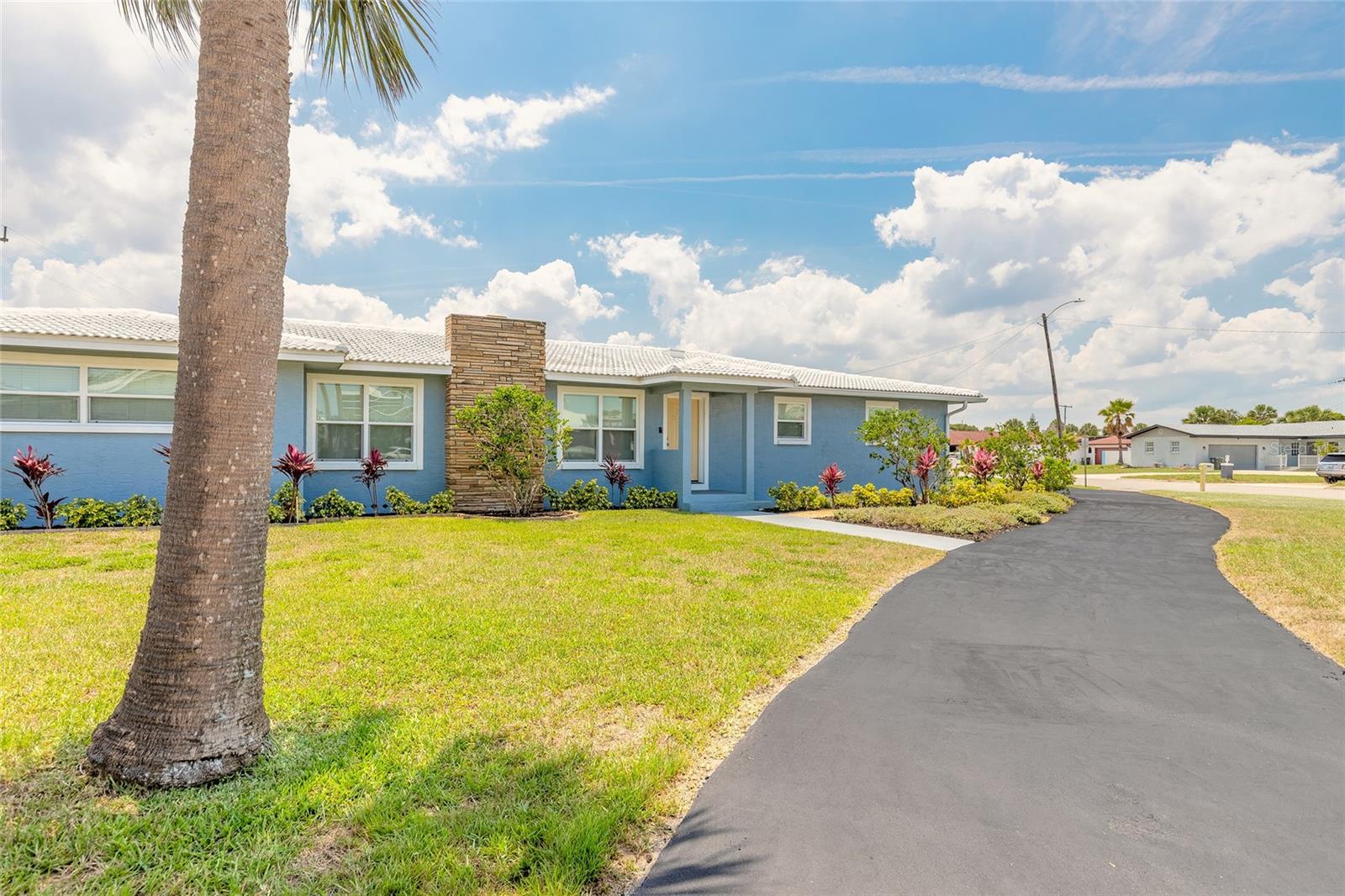 Image 2 of 35 For 1032 Bel Aire Drive