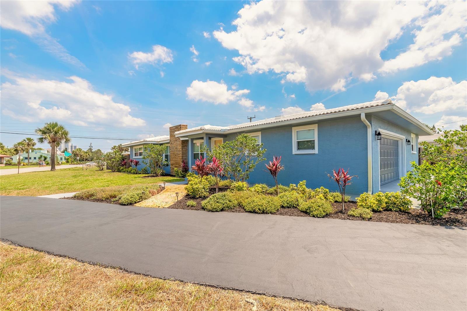Image 3 of 35 For 1032 Bel Aire Drive