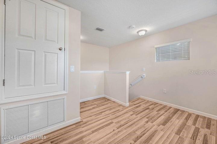Image 12 of 31 For 675 Easton Forest Circle Se