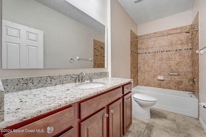 Image 26 of 31 For 675 Easton Forest Circle Se