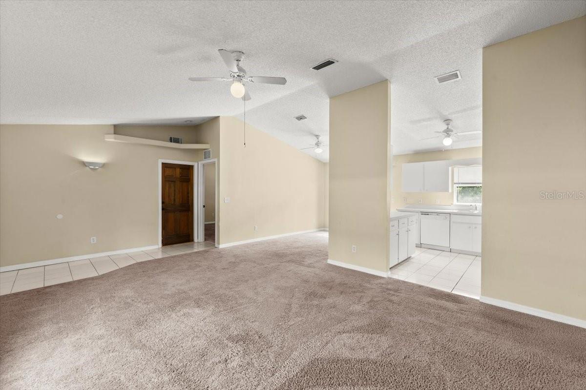 Image 5 of 22 For 2747 Date Palm Drive
