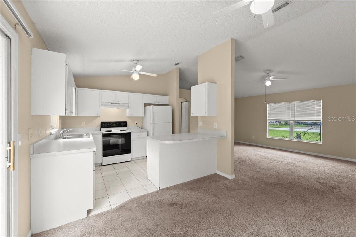 Image 9 of 22 For 2747 Date Palm Drive