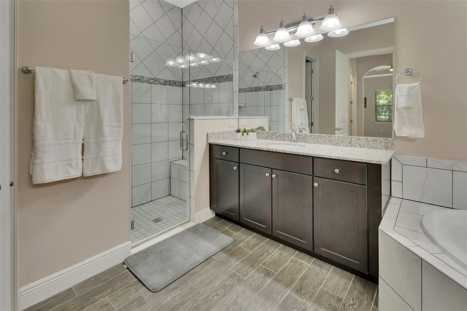 Image 23 of 52 For 171 Birchmont Drive