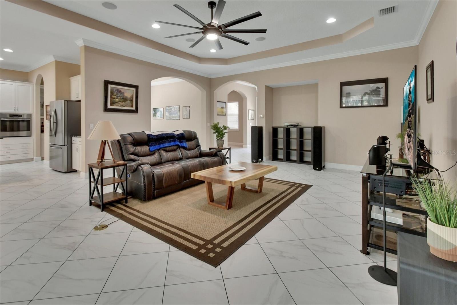 Image 4 of 52 For 171 Birchmont Drive