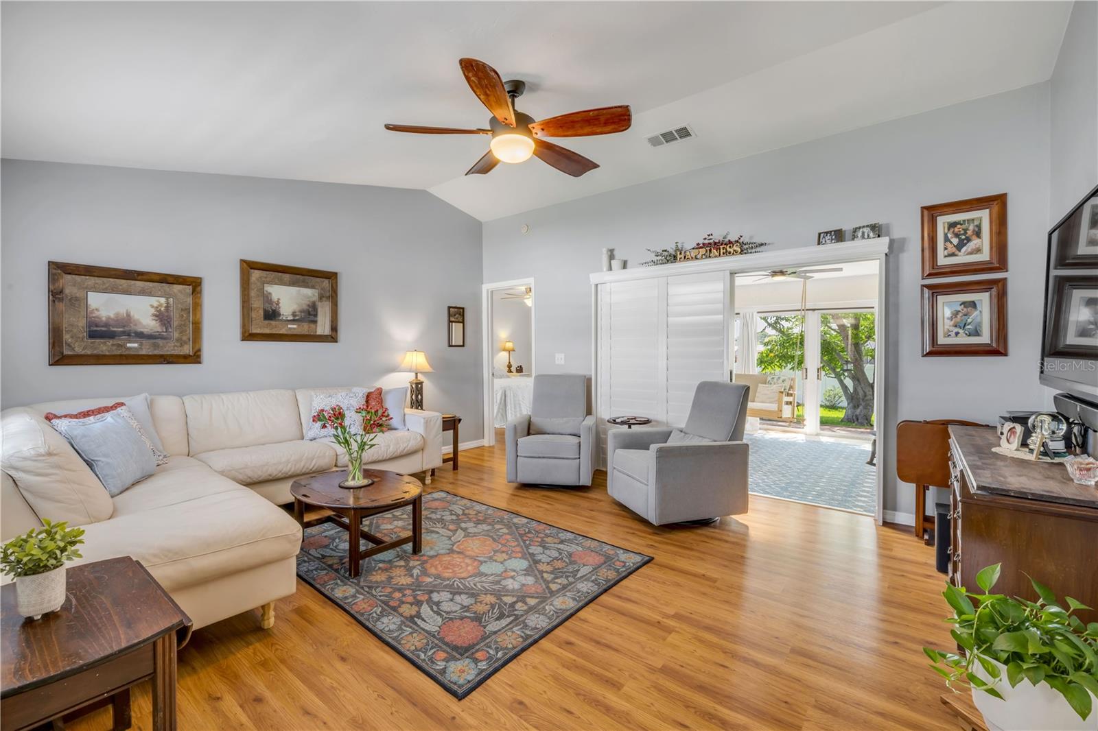 Image 13 of 49 For 5478 Landis Avenue