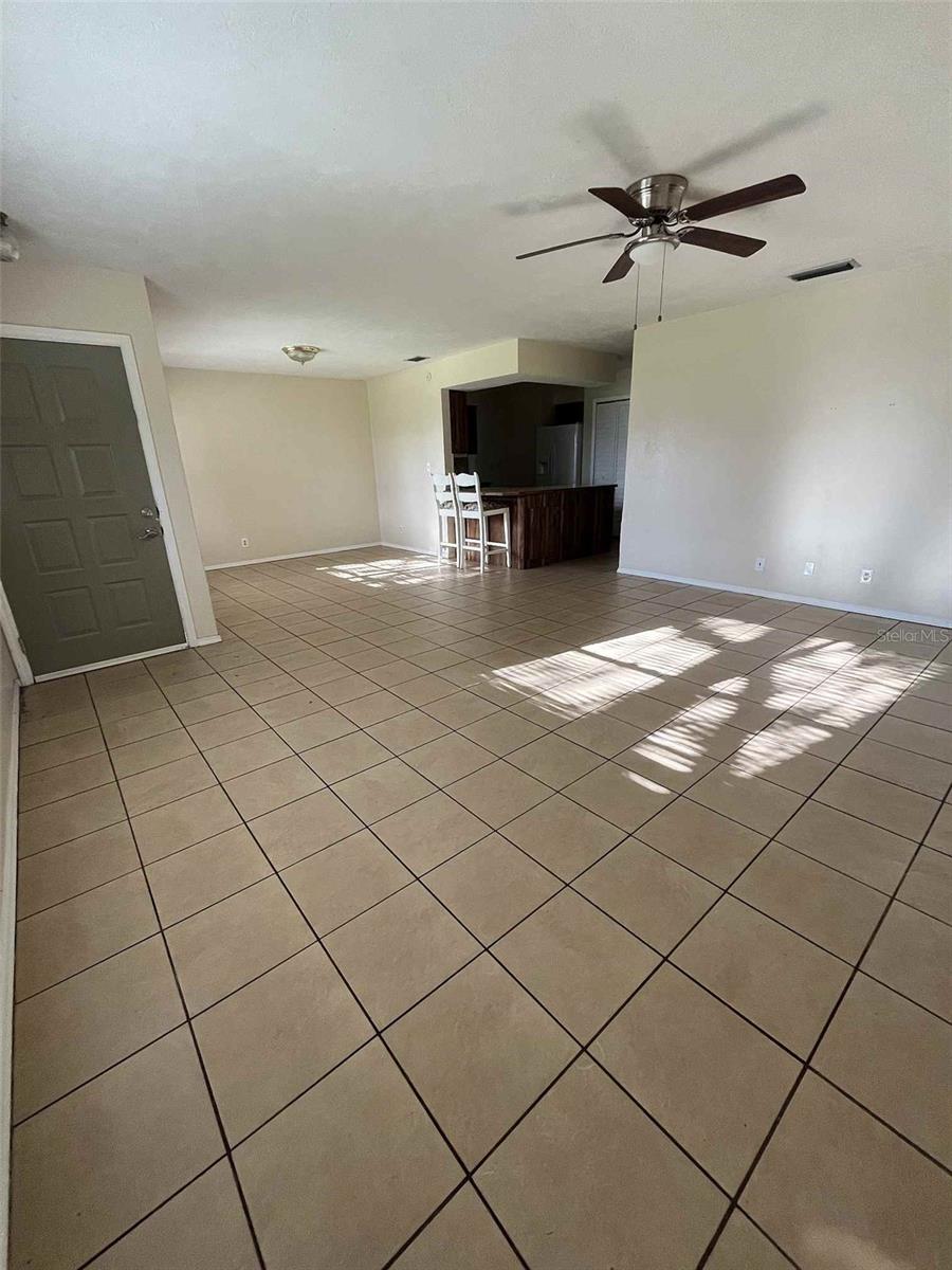 Image 11 of 14 For 1272 Robbin Drive