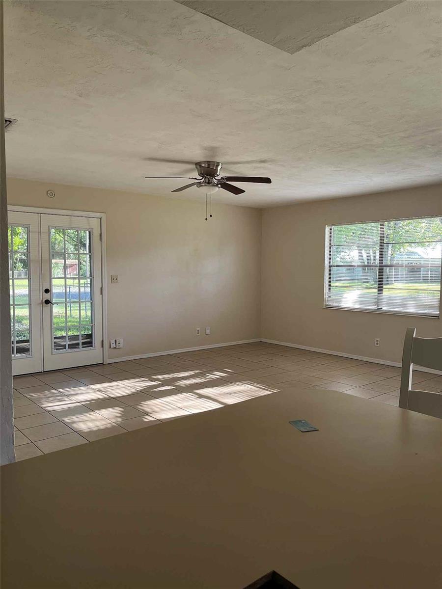 Image 14 of 14 For 1272 Robbin Drive