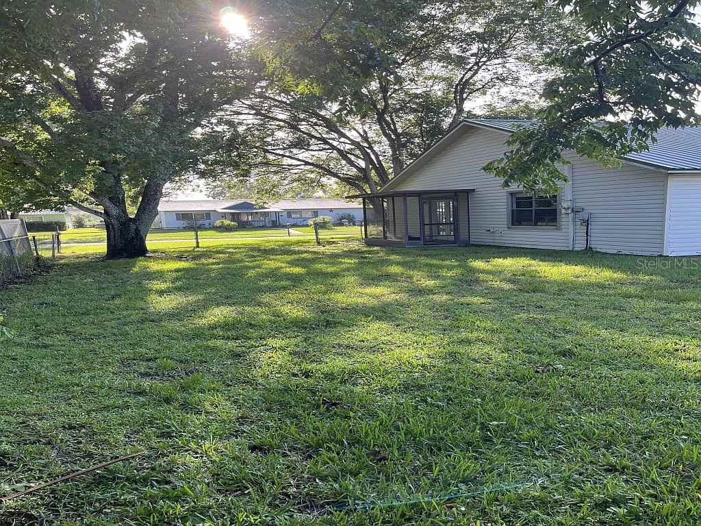Image 8 of 14 For 1272 Robbin Drive