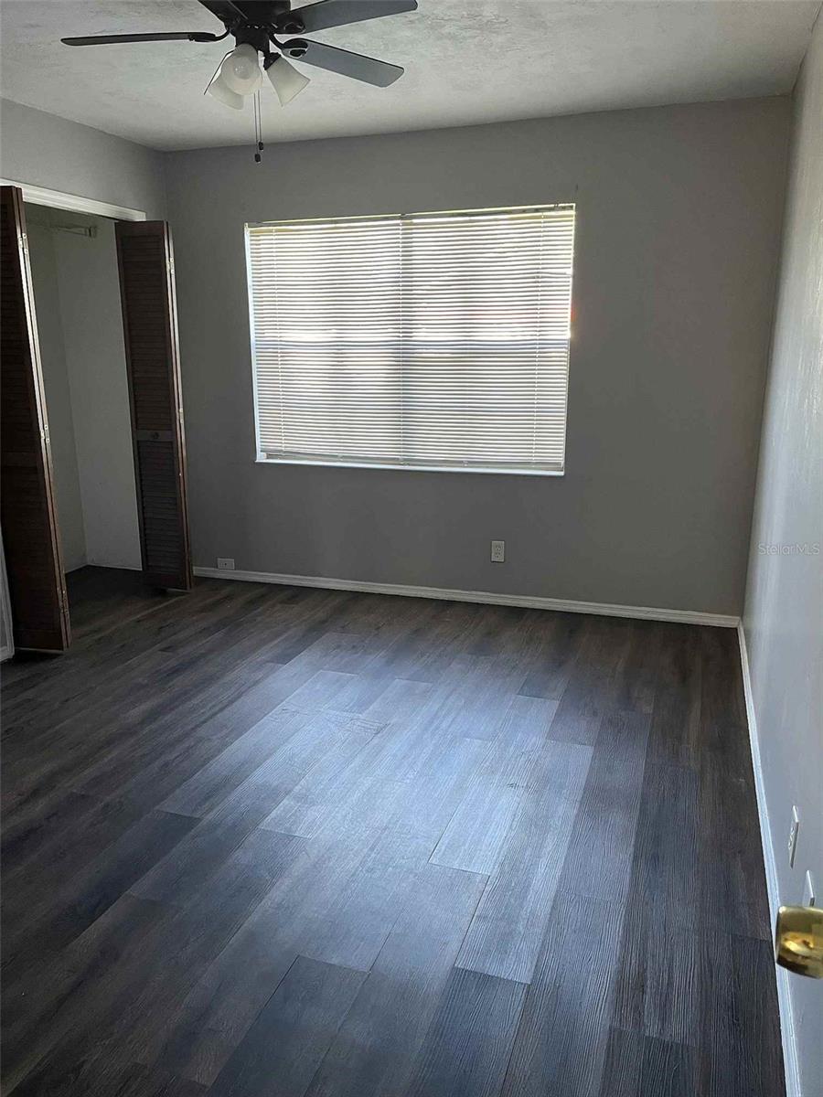 Image 9 of 14 For 1272 Robbin Drive