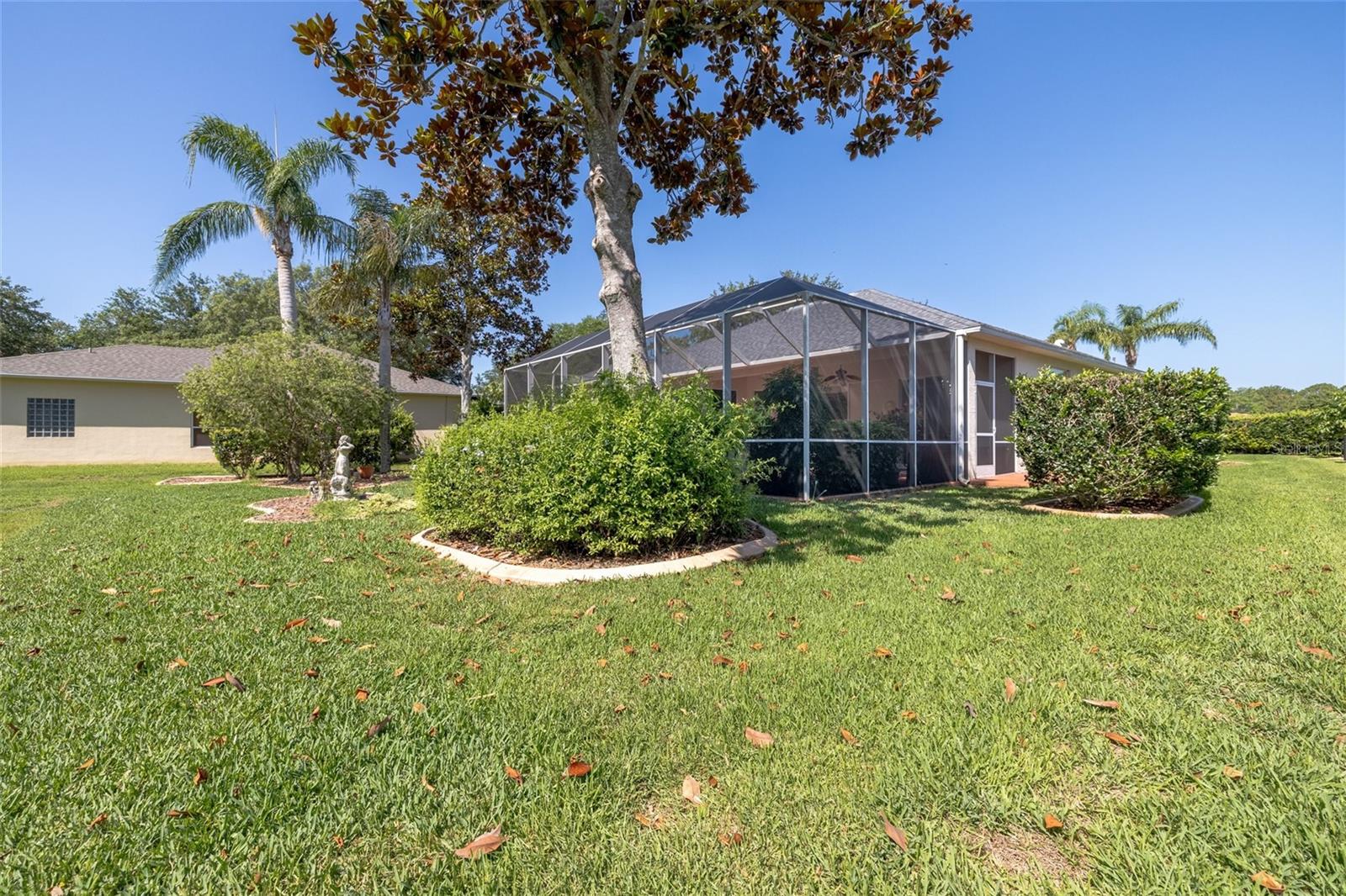 Image 29 of 47 For 723 Oakwater Lane