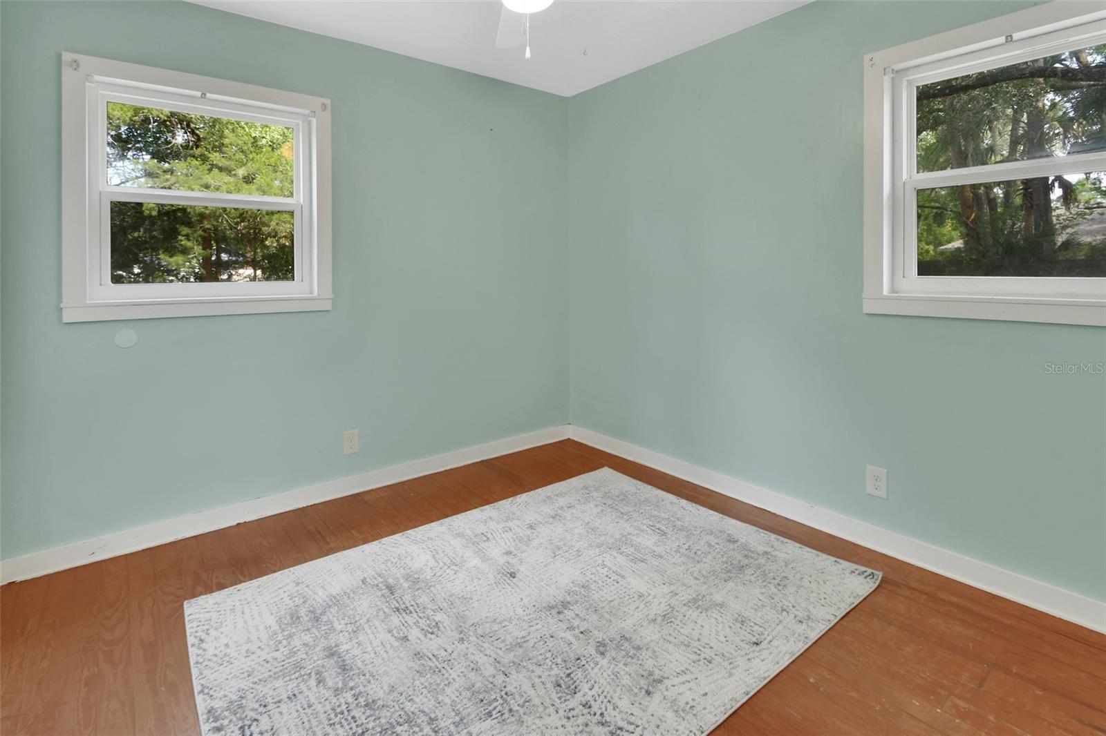 Image 15 of 25 For 352 Harlan Avenue