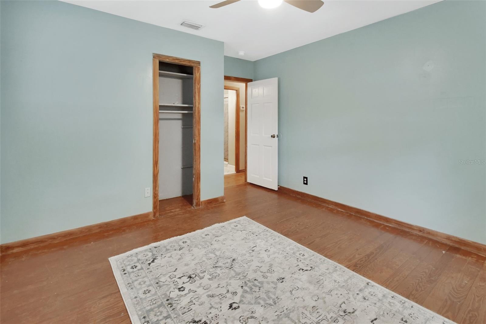 Image 18 of 25 For 352 Harlan Avenue