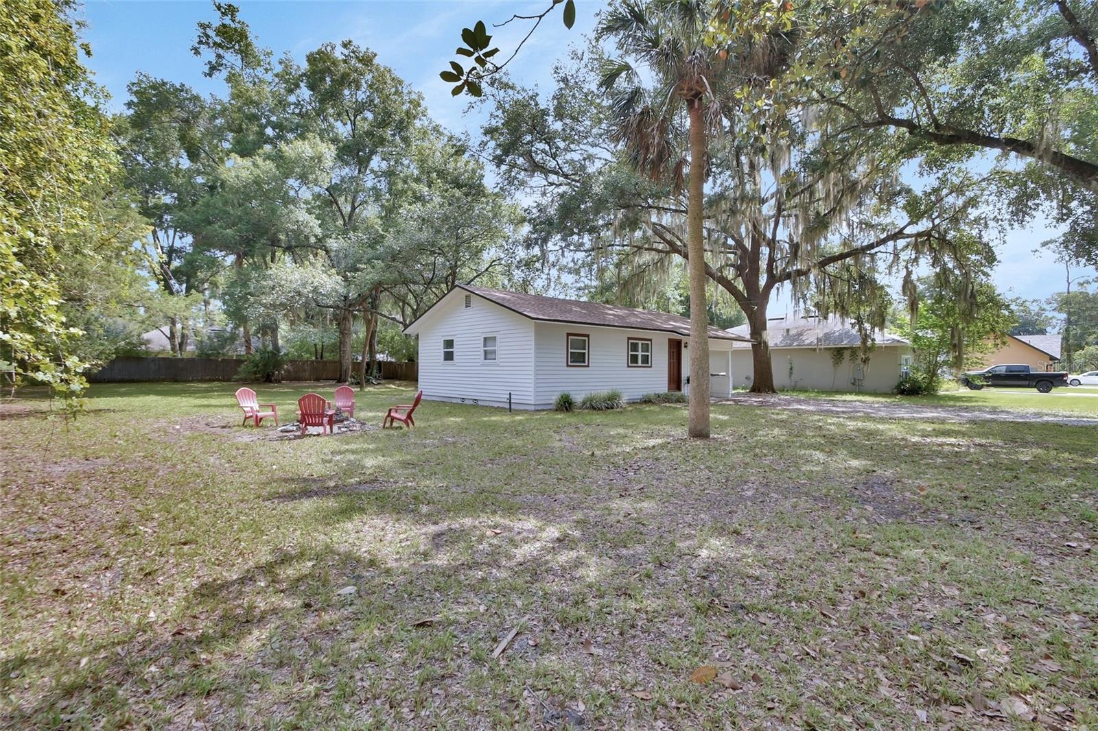 Image 24 of 25 For 352 Harlan Avenue