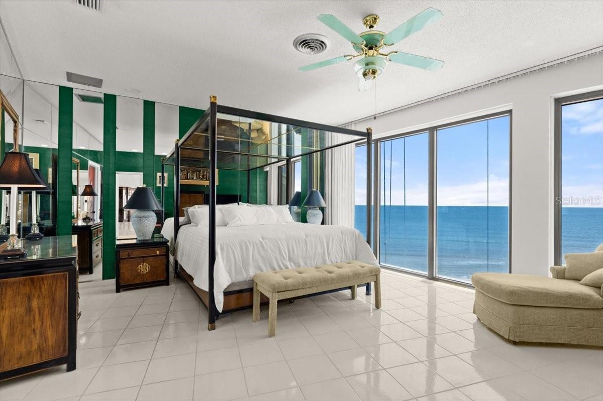 Image 17 of 81 For 915 Ocean Shore Boulevard 8010