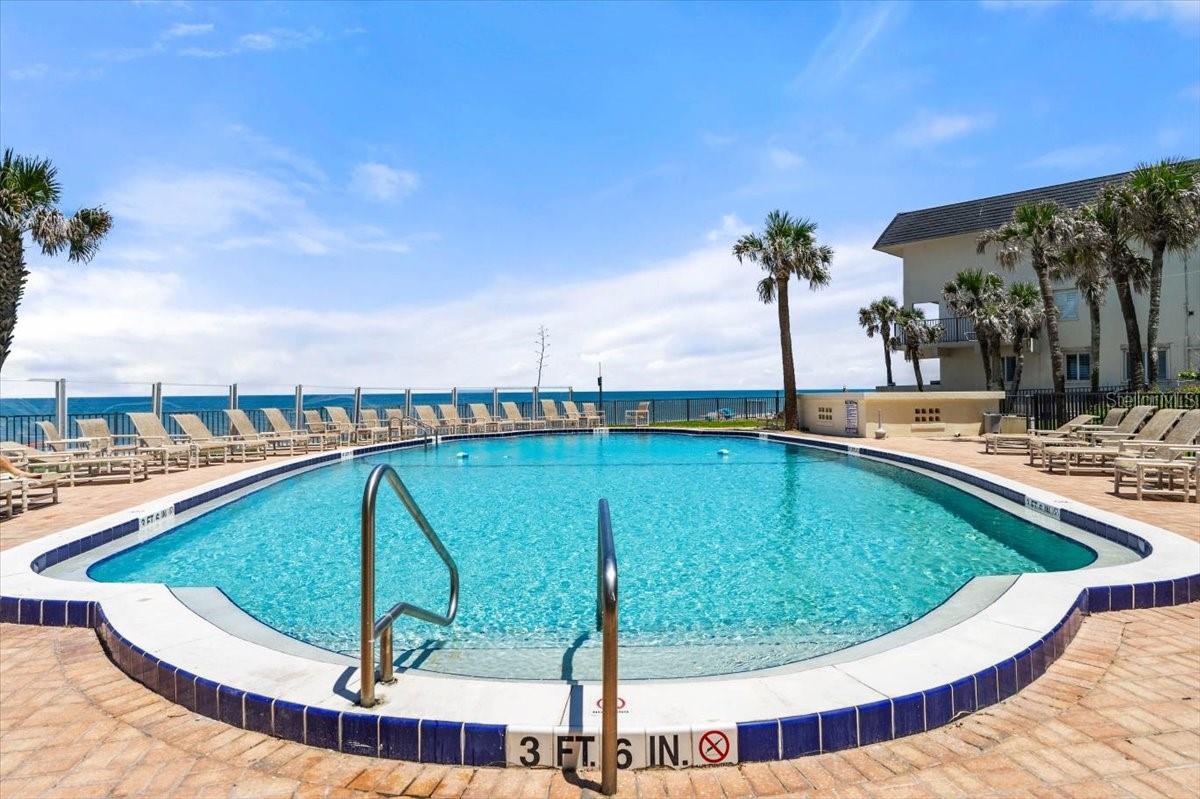 Image 4 of 81 For 915 Ocean Shore Boulevard 8010