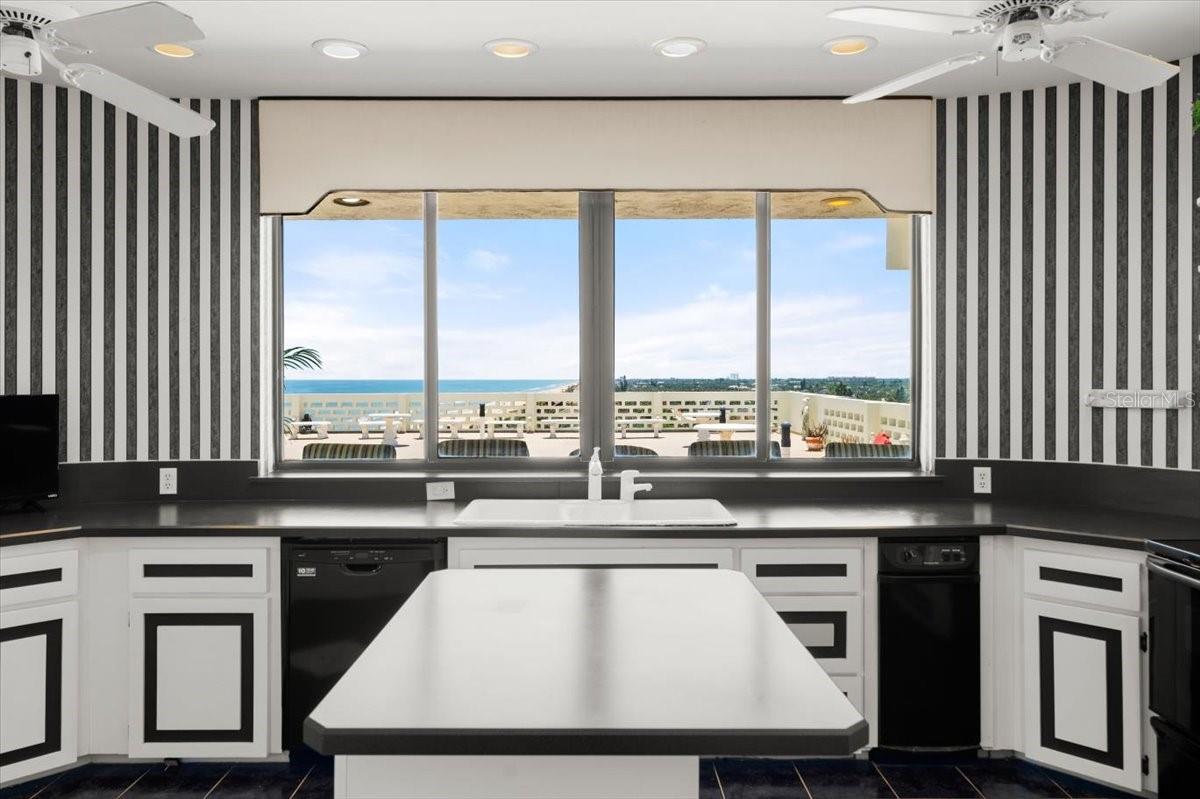 Image 42 of 81 For 915 Ocean Shore Boulevard 8010