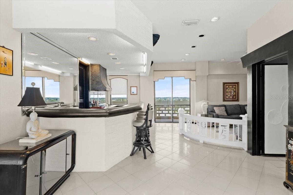 Image 45 of 81 For 915 Ocean Shore Boulevard 8010