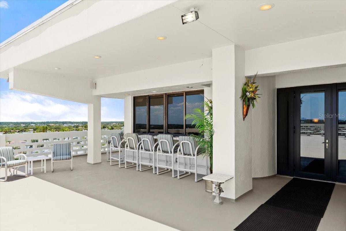 Image 50 of 81 For 915 Ocean Shore Boulevard 8010