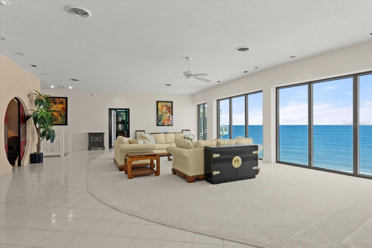 Image 6 of 81 For 915 Ocean Shore Boulevard 8010