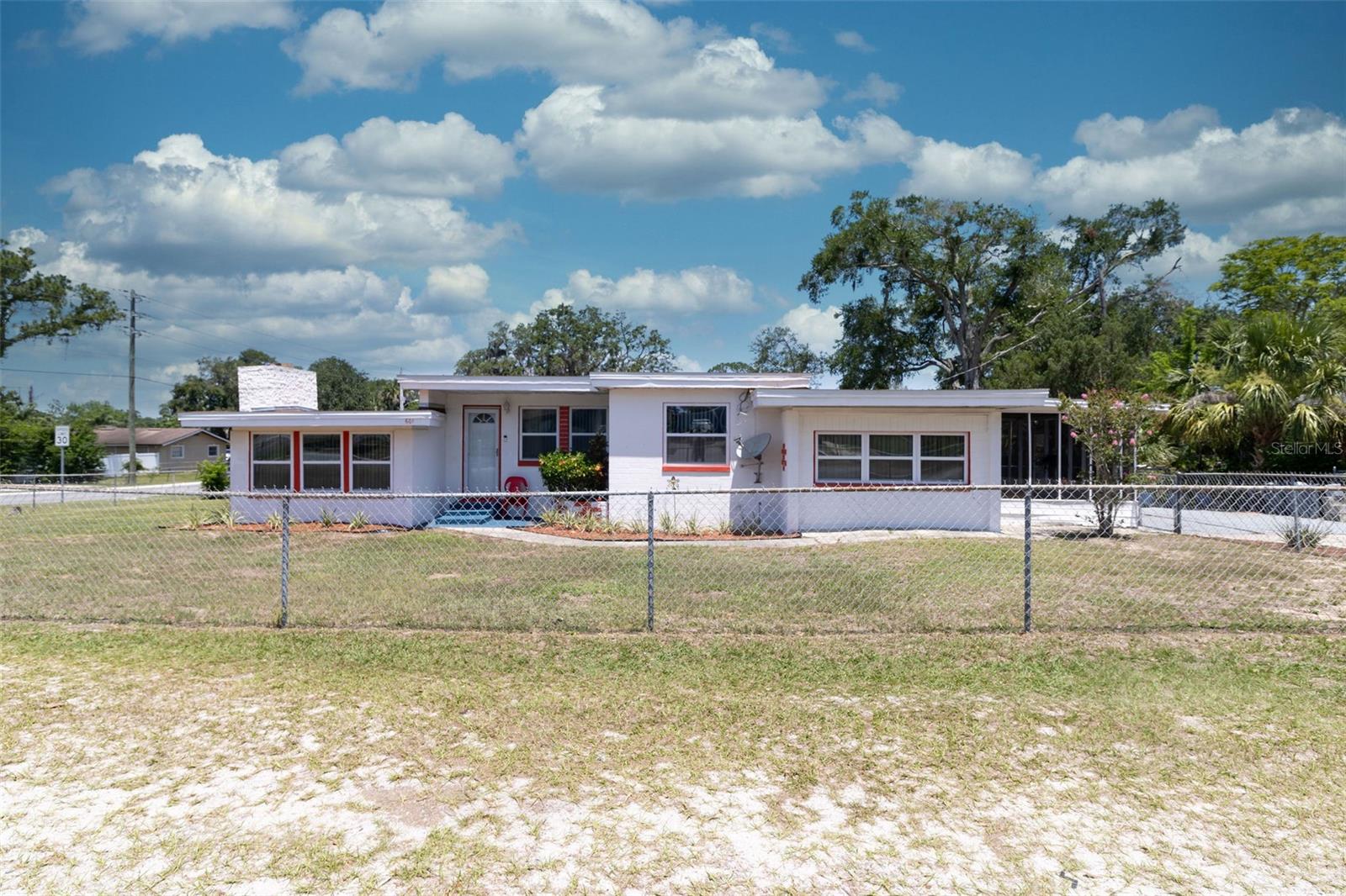 Image 22 of 23 For 601 Berkshire Road