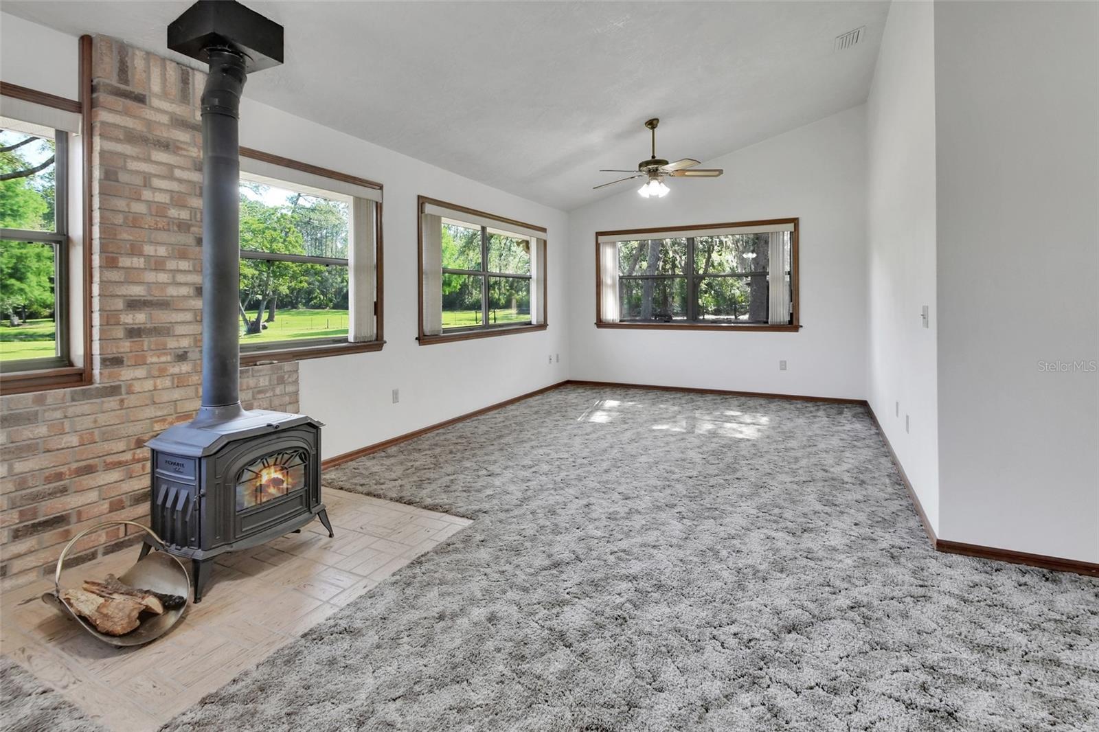 Image 13 of 63 For 2699 Audubon Avenue