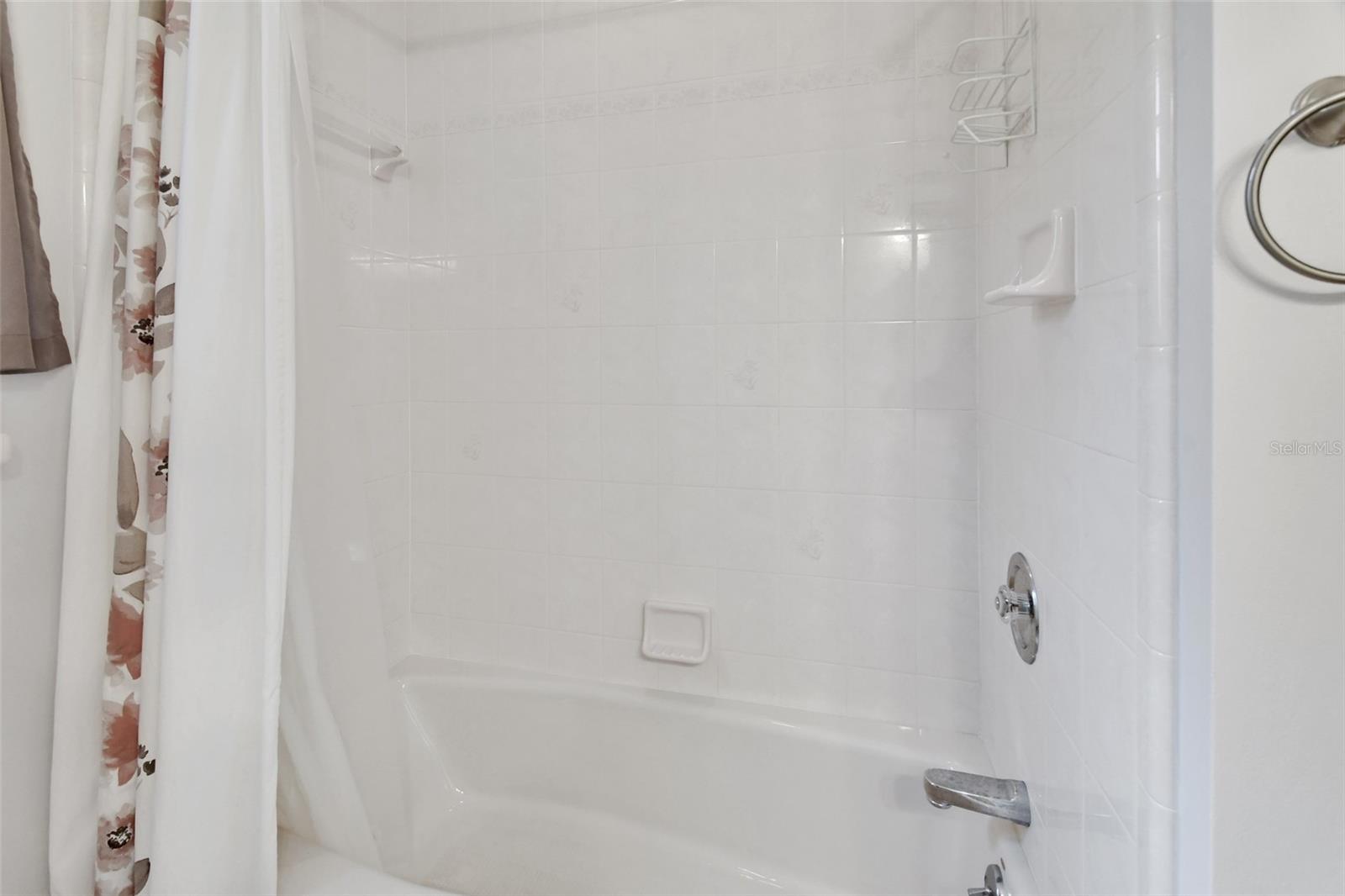Image 25 of 63 For 2699 Audubon Avenue