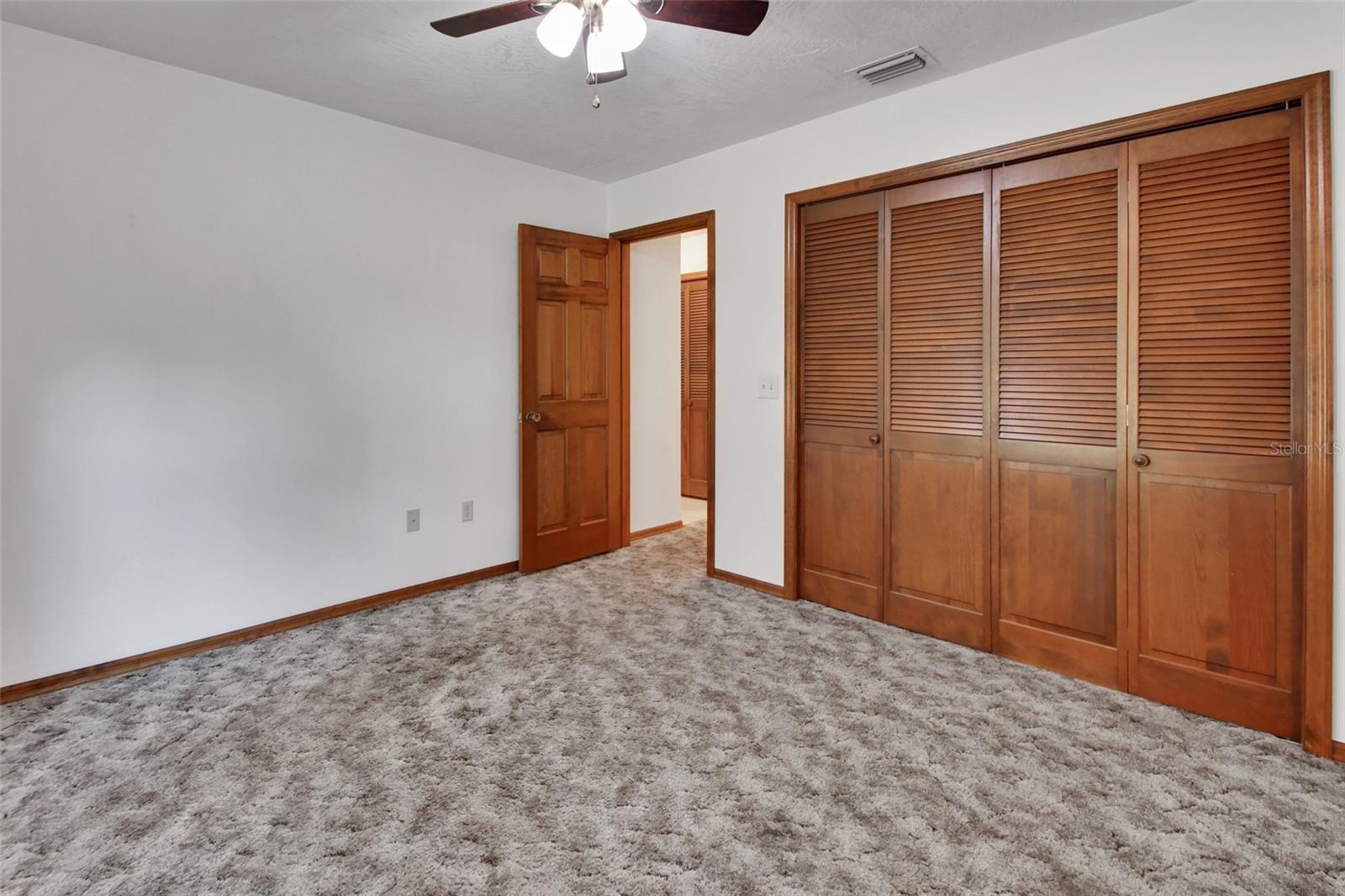 Image 27 of 63 For 2699 Audubon Avenue