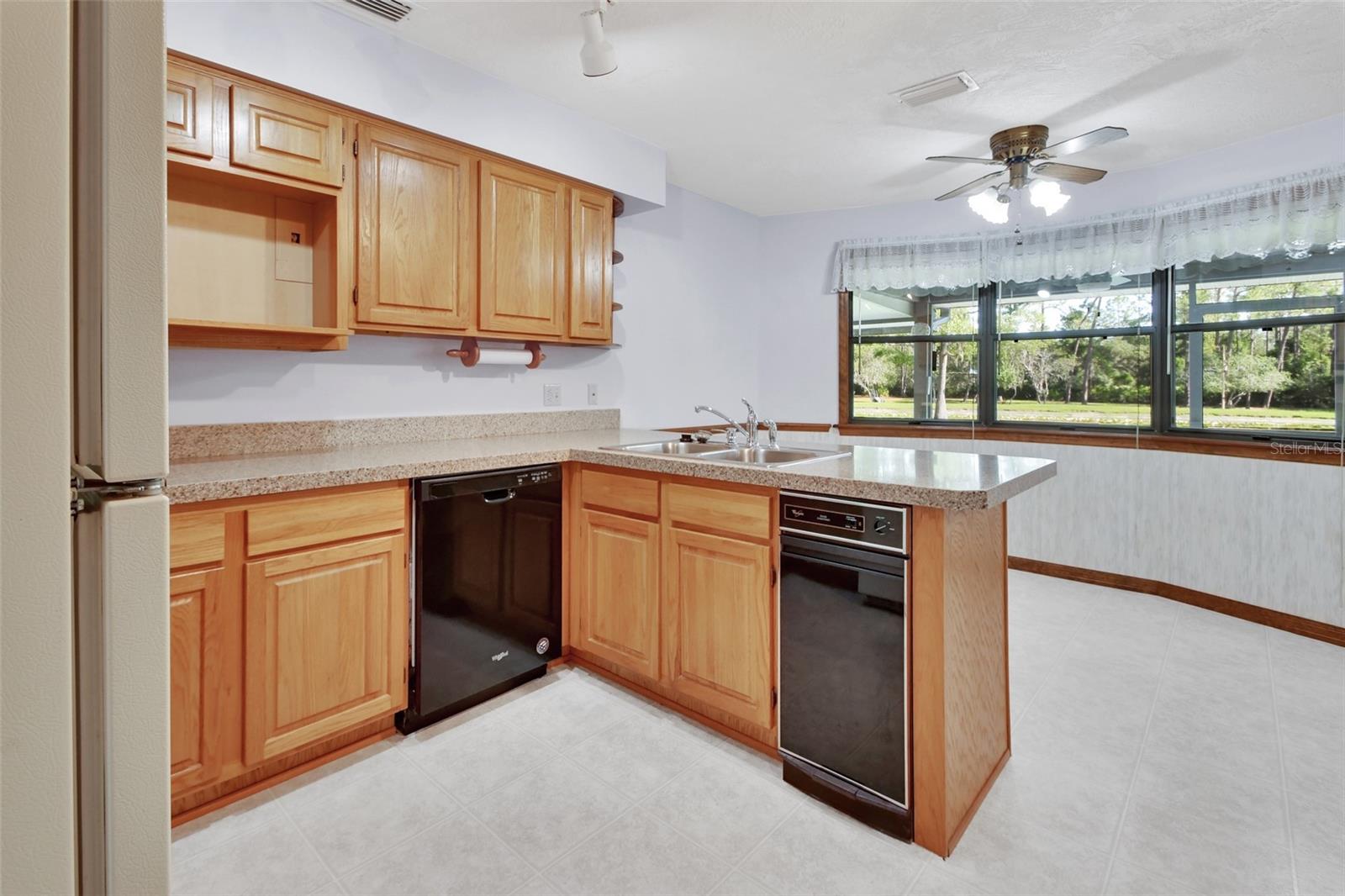 Image 4 of 63 For 2699 Audubon Avenue