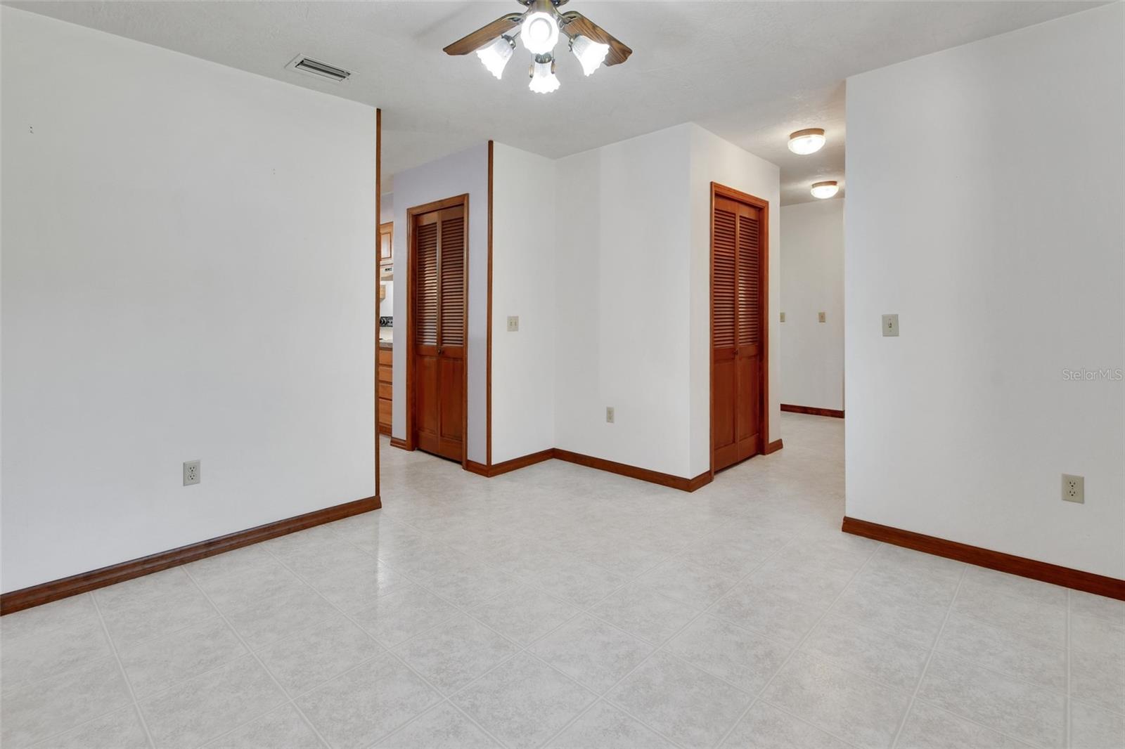 Image 8 of 63 For 2699 Audubon Avenue
