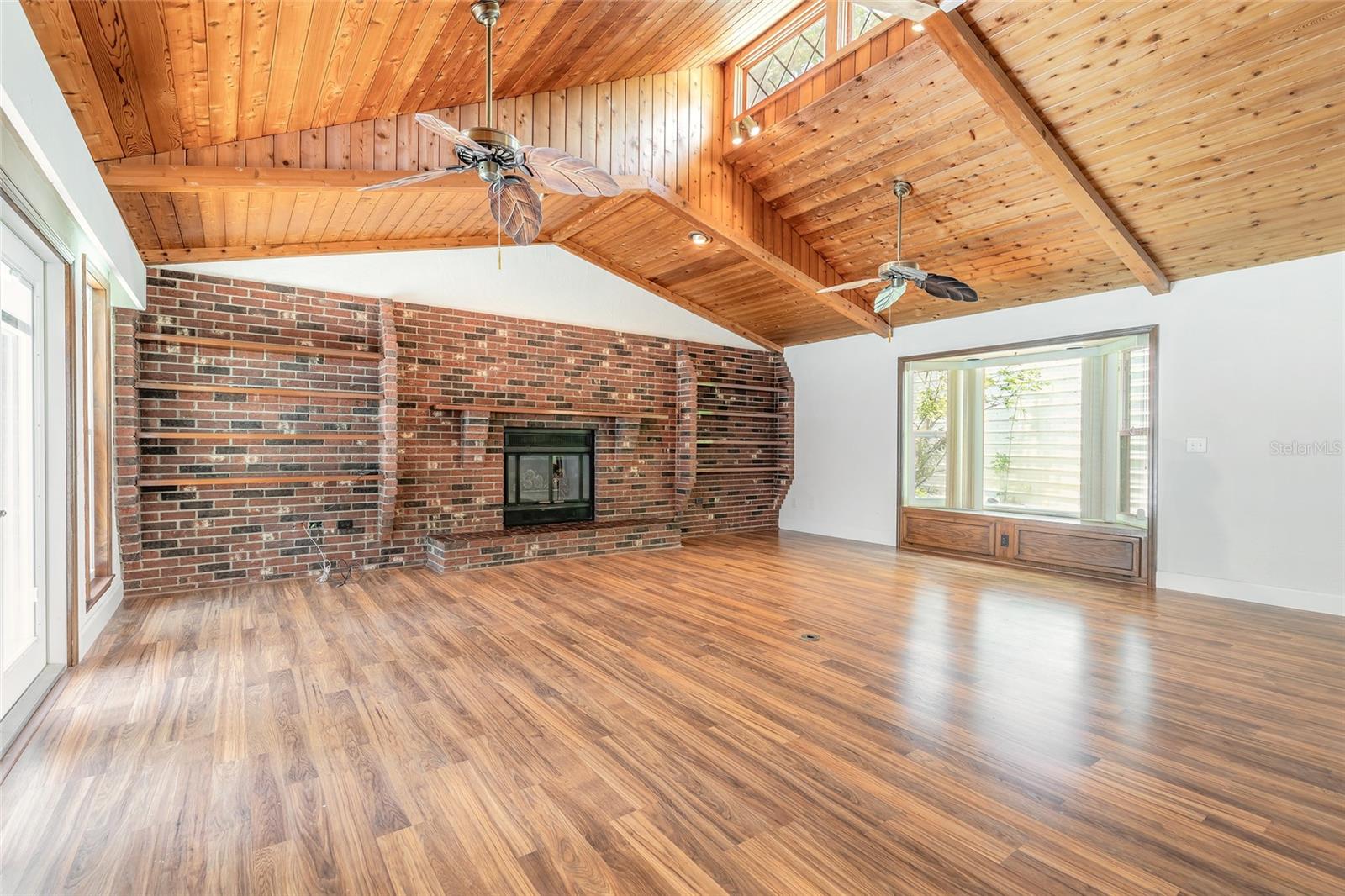 Image 13 of 65 For 712 Timberlane Drive