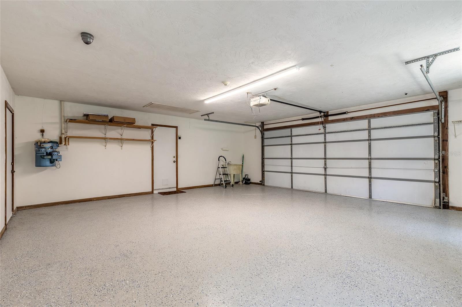 Image 41 of 65 For 712 Timberlane Drive
