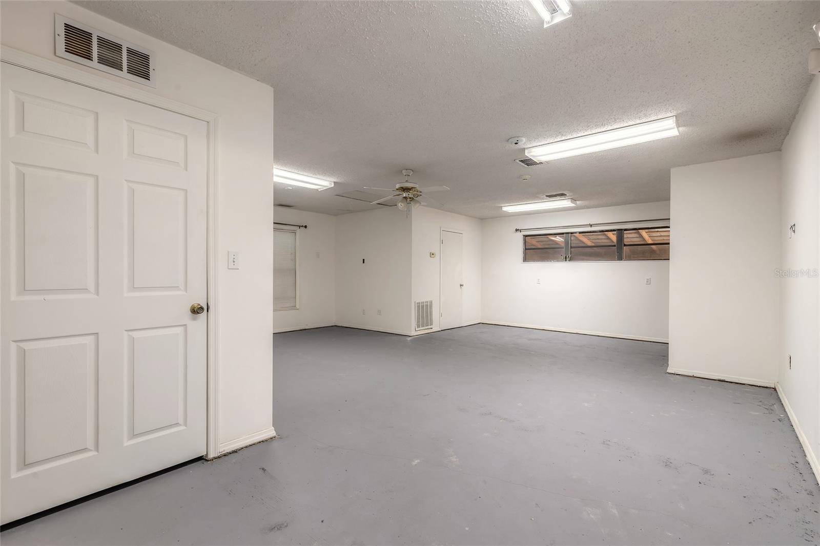 Image 48 of 65 For 712 Timberlane Drive