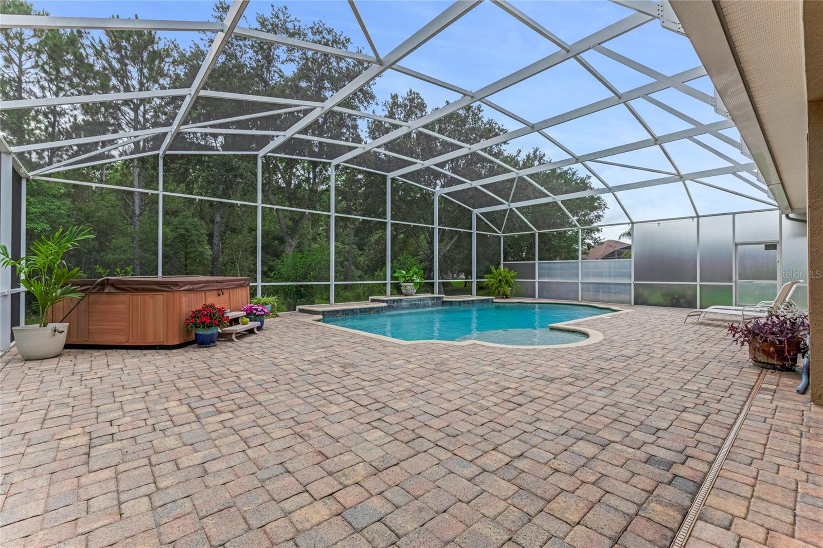 Image 2 of 38 For 1910 Creekwater Boulevard