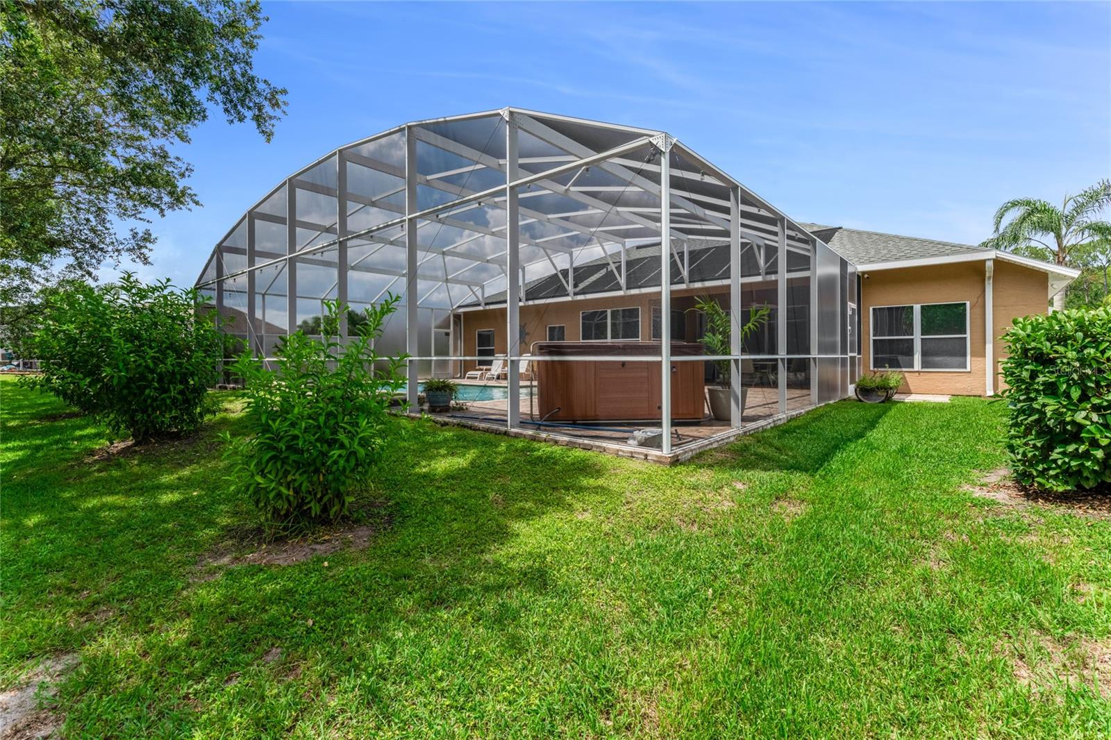 Image 24 of 38 For 1910 Creekwater Boulevard