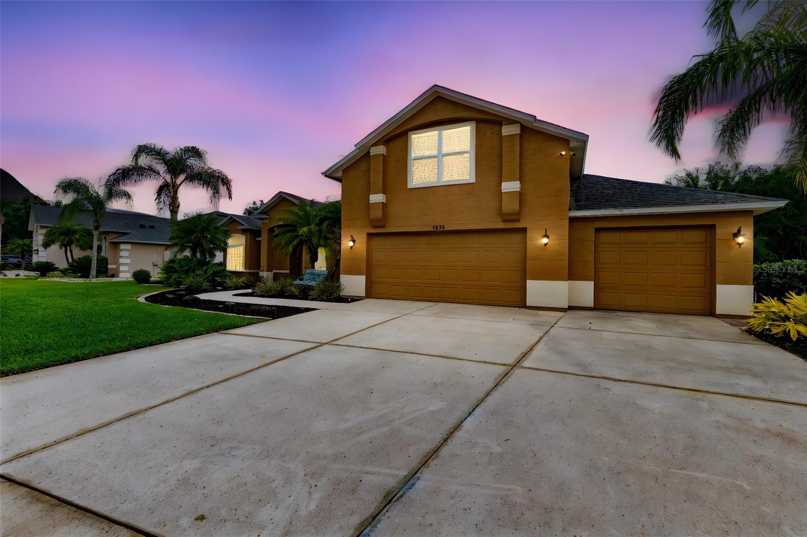 Image 36 of 38 For 1910 Creekwater Boulevard